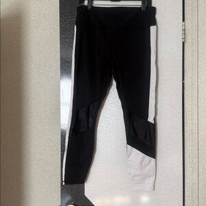 Alala women Black and White Leggings